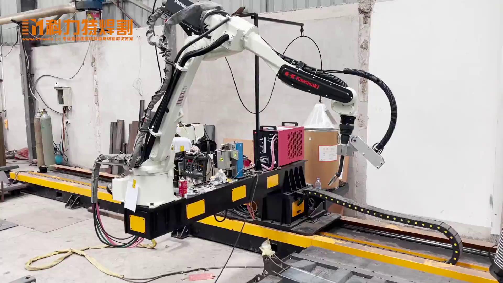 Kawasaki Walking MIG Welding Robot Workstation